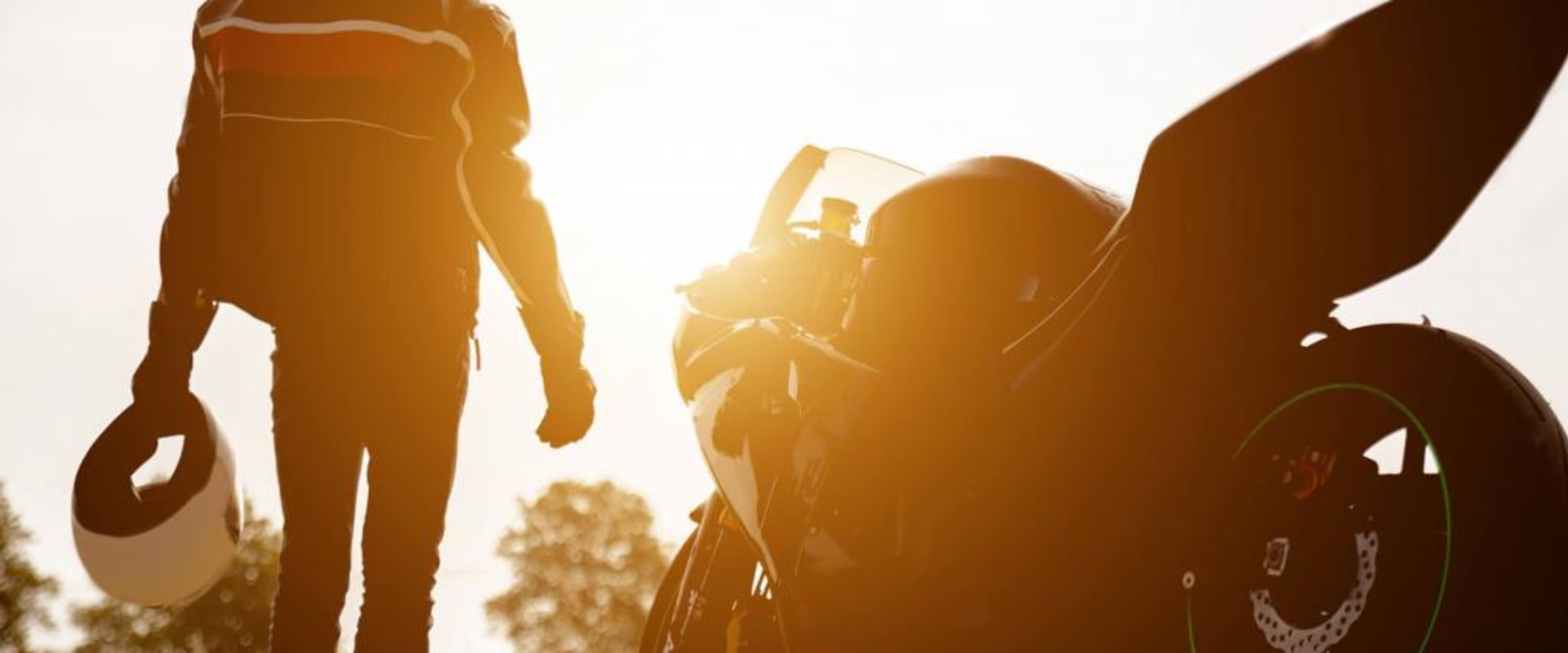 Are there any restrictions on what type of carriers can be used for international shipments of motorcycles?
