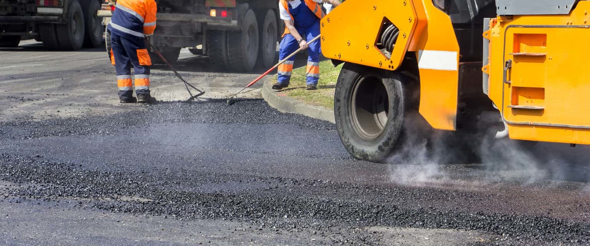 Paving Machinery: Exploring Types and Uses